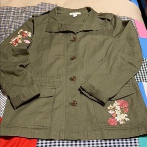 Button Down Army Shirt. NWOT!